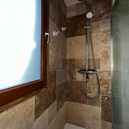 Les Mimosas -joli Confort