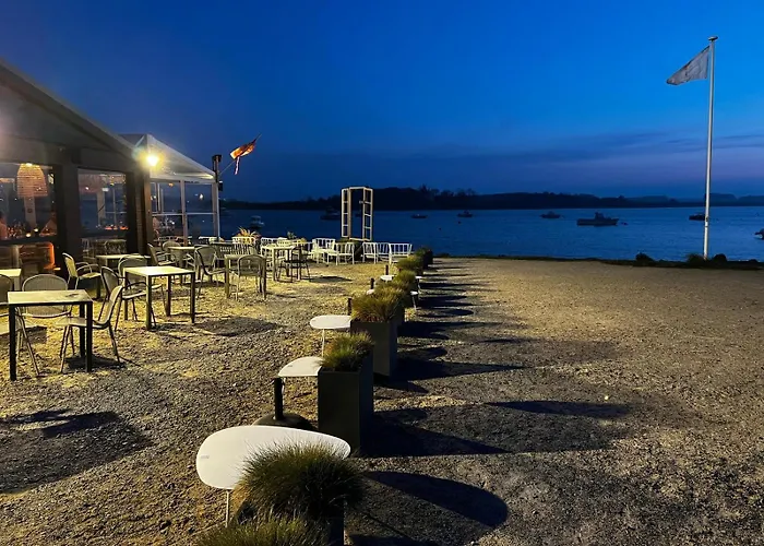 Les Mimosas -joli Confort דירה קאבורג